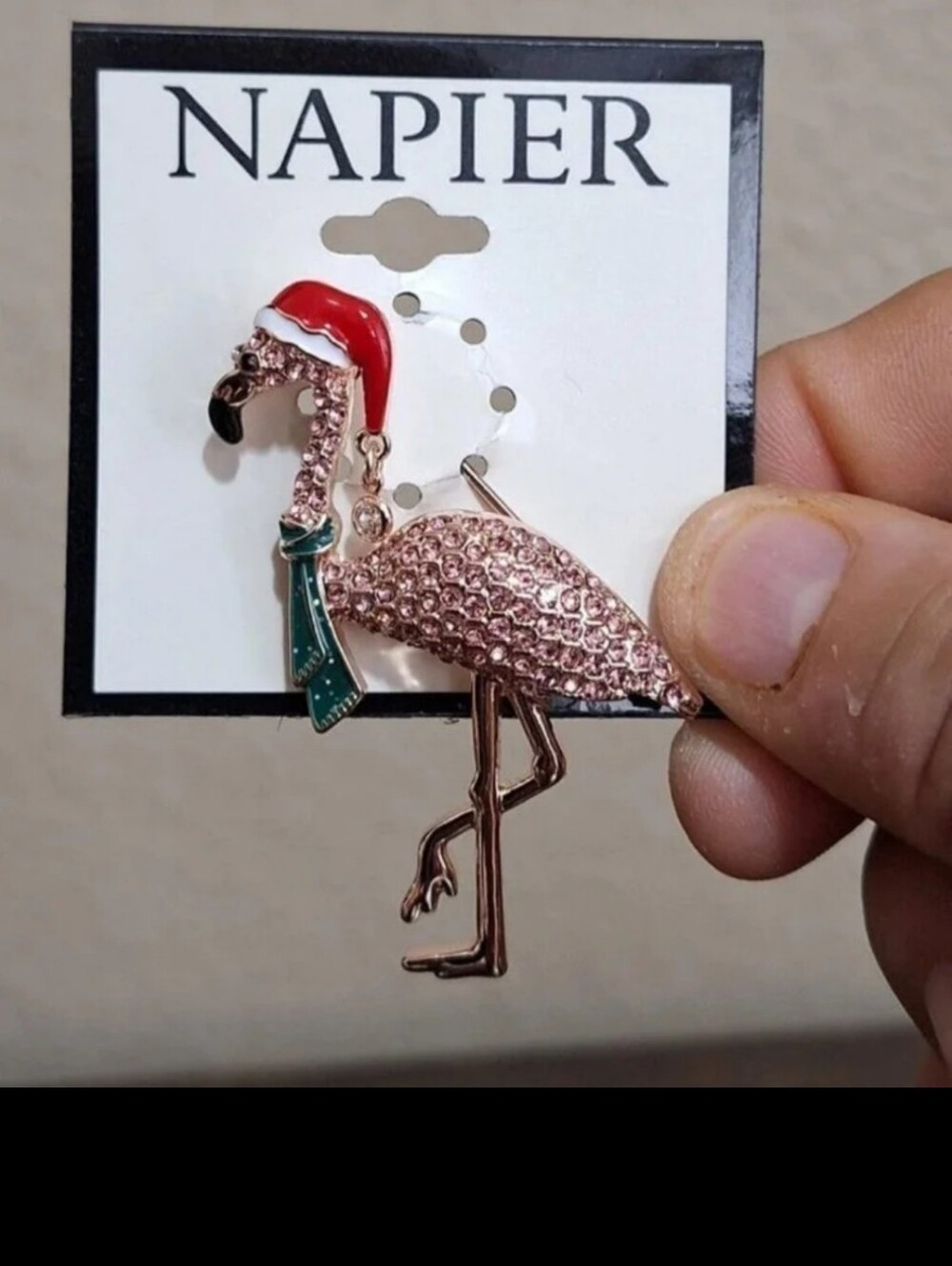Super Cute Napier Gold Tone Pink Flamingo Wearing A Santa Hat Enamel Pin. New.